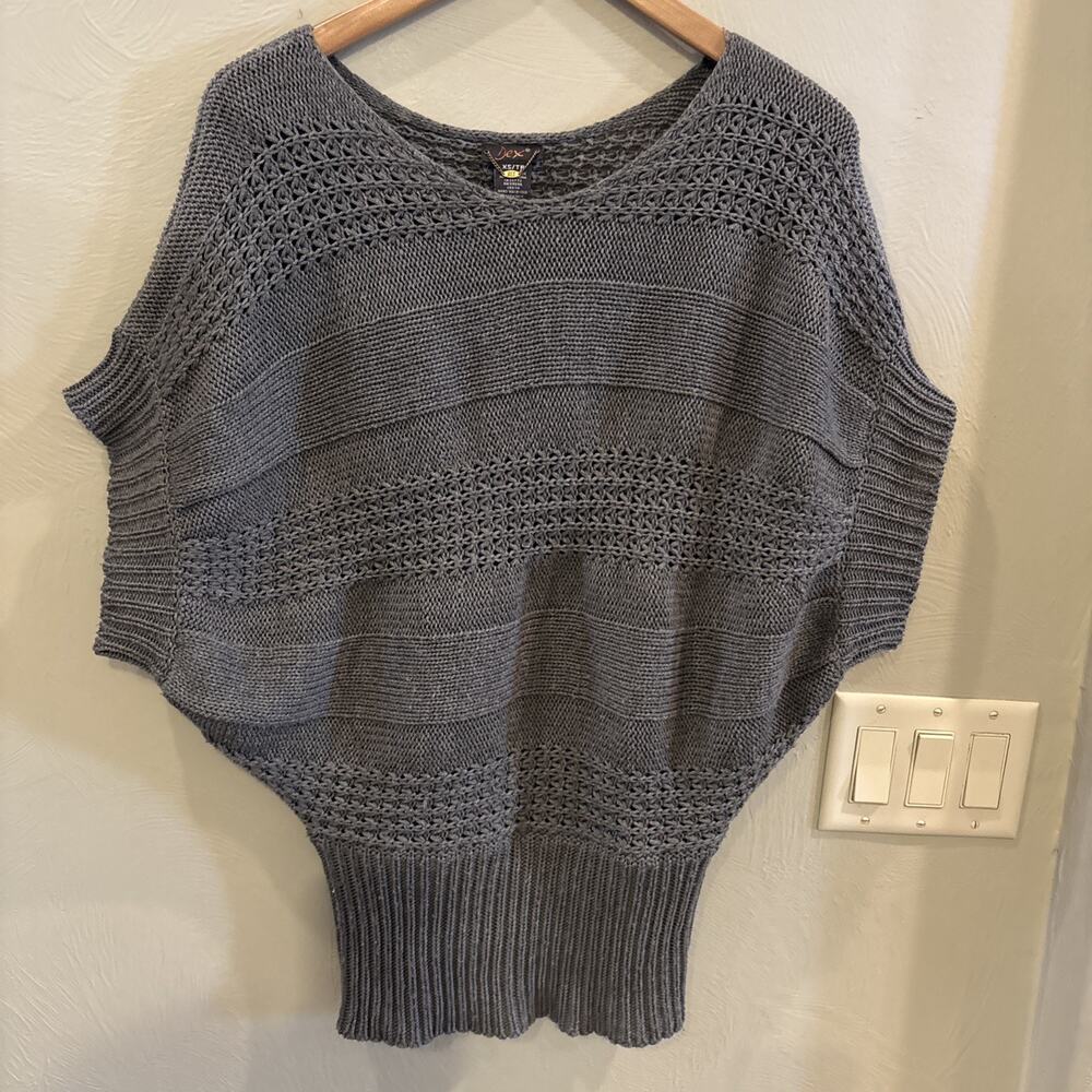 Dex Women Sweater Vest Size XS Gray With Knit Design Cap Sleeves Business 90’s
